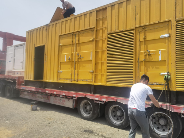 西乡塘汽油发电机对供油装置的要求