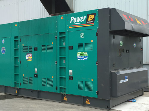 西乡塘升级发电机组的过程中需要注意哪些安全事项？