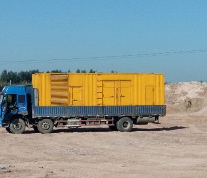 西乡塘海拔3000m以上地区的变压器外绝缘距离应如何确定？